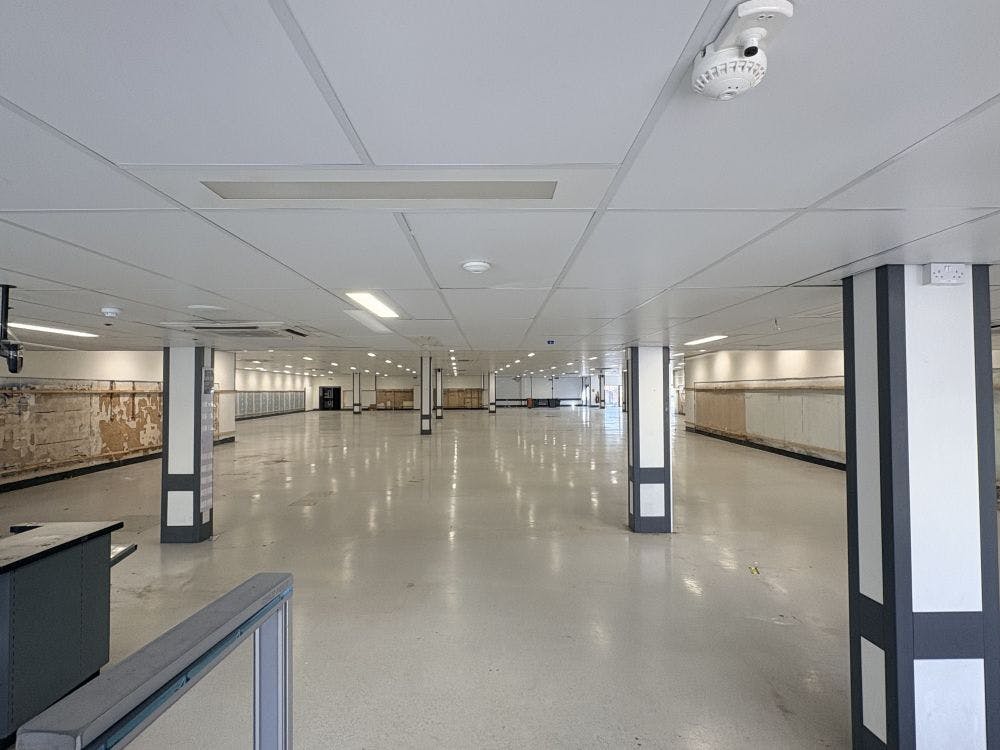 3 Market Square, Bicester, Leisure / Retail / Office To Let - IMG_9943.jpg
