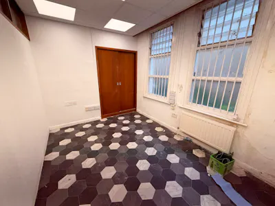 64-64a London Road, Southend-On-Sea, Residential Flat / Retail For Sale - WhatsApp Image 2026-06-10 at 4.30.35 PM (2).jpeg