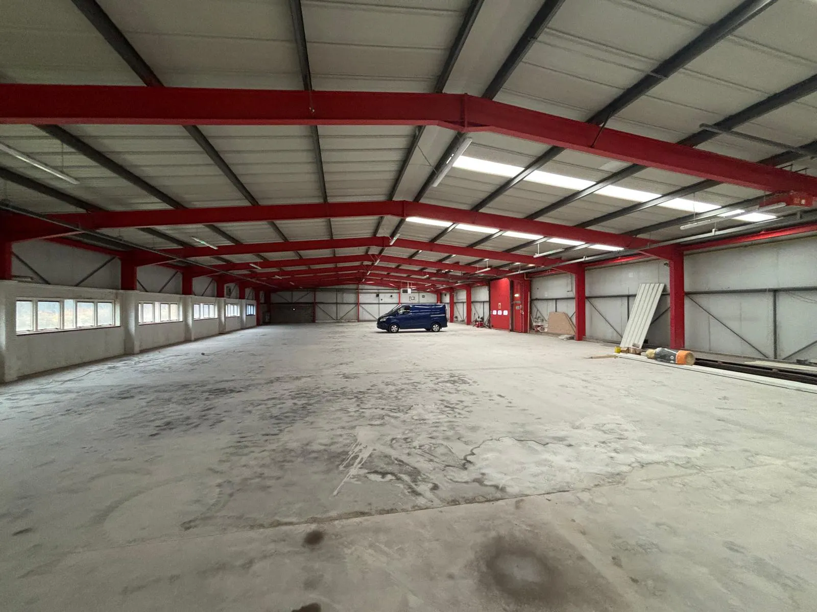 127 Deerdykes View, Cumbernauld, Industrial To Let - PHOTO20251207175531 4.jpg