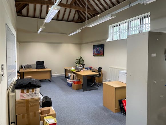 1 Brooklands Farm Business Park, Bracknell, Offices To Let - image2.jpeg
