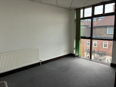 181 Queensway, Milton Keynes, Office To Let - Image 4