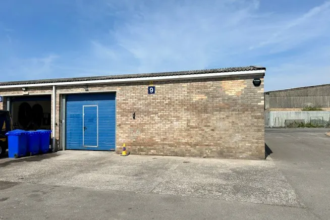 Unit C9, Clevedon, Industrial To Let - NEW PIC 14.jpg Unit C9, Clevedon, Industrial To Let - NEW PIC 14.jpg