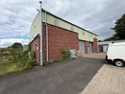 Unit 3, Navigation Industrial Estate, Cradley Heath, Warehouse To Let - Photo 09-09-2026, 14 39 55.jpg