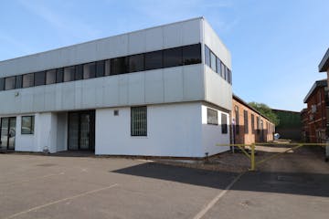 14b Richfield Avenue, Reading, Industrial / Warehouse To Let - Richfield Avenue 14b - Front elevation