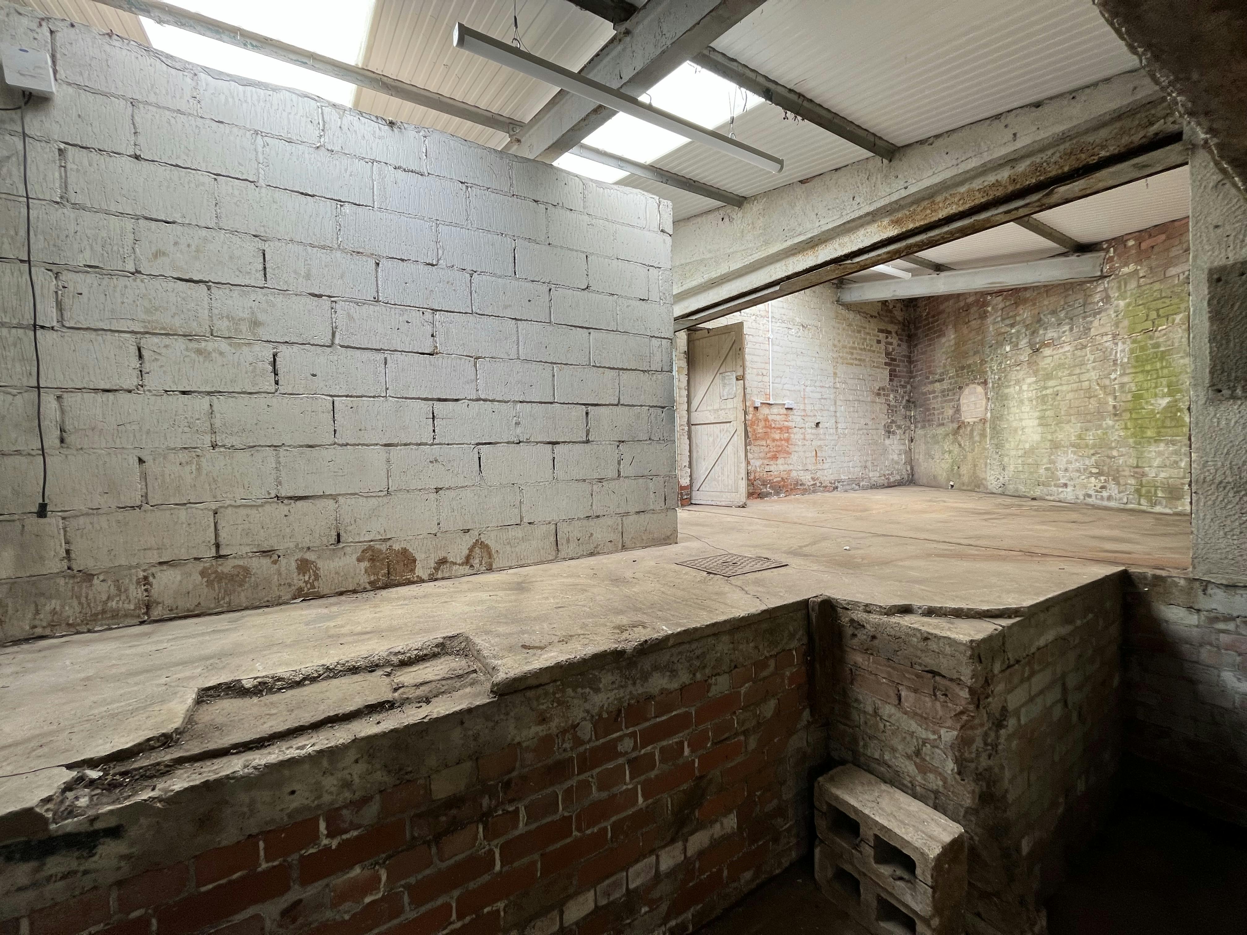 15 Manchester Road, High Peak, Industrial / Leisure / Offices / Other / Retail To Let - IMG_9210.jpg