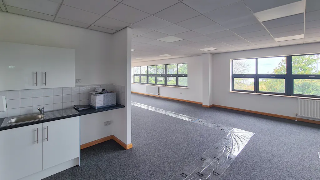14-OFFICE_1