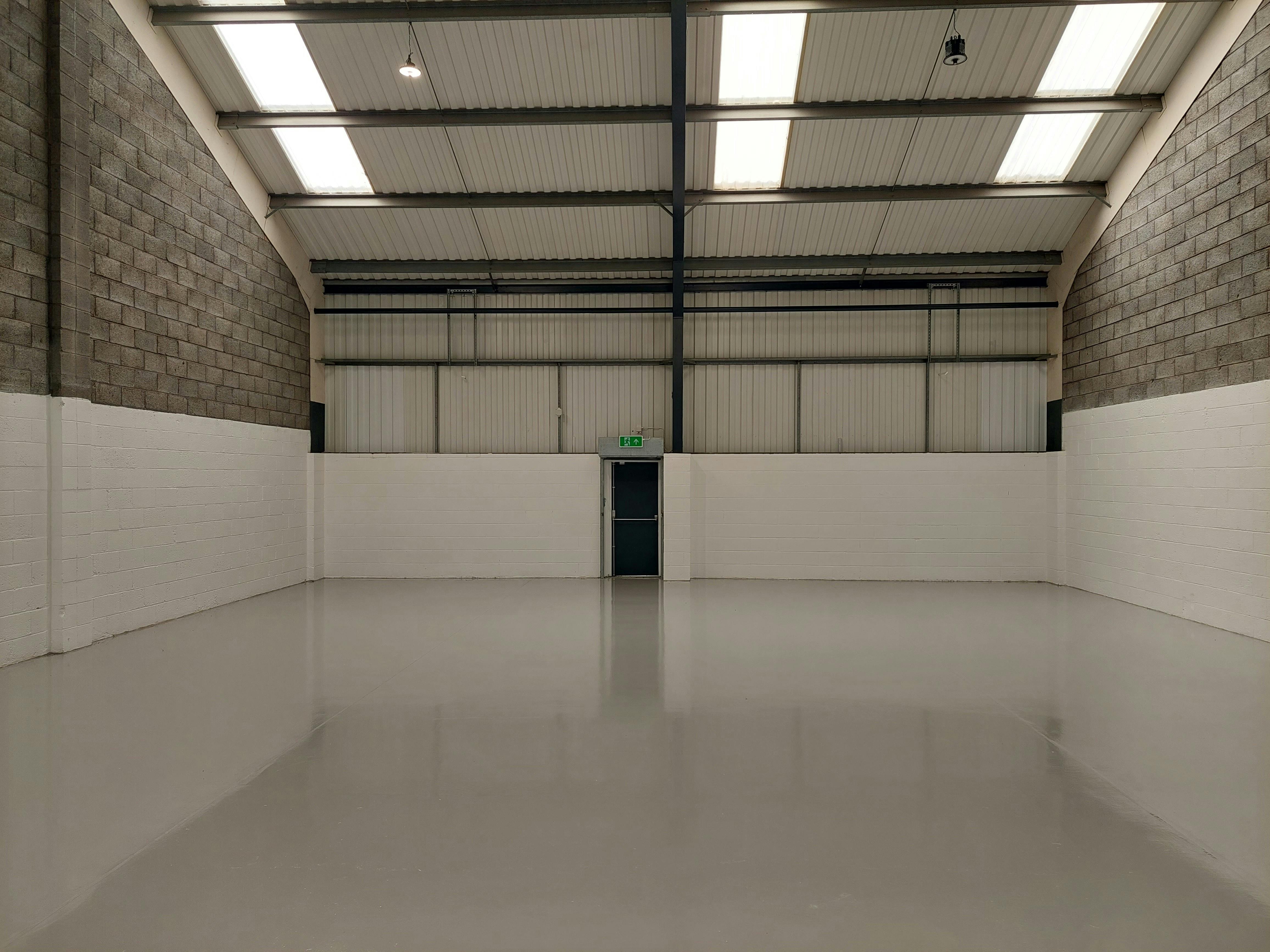 Industrial Unit in Tipton - photo 2