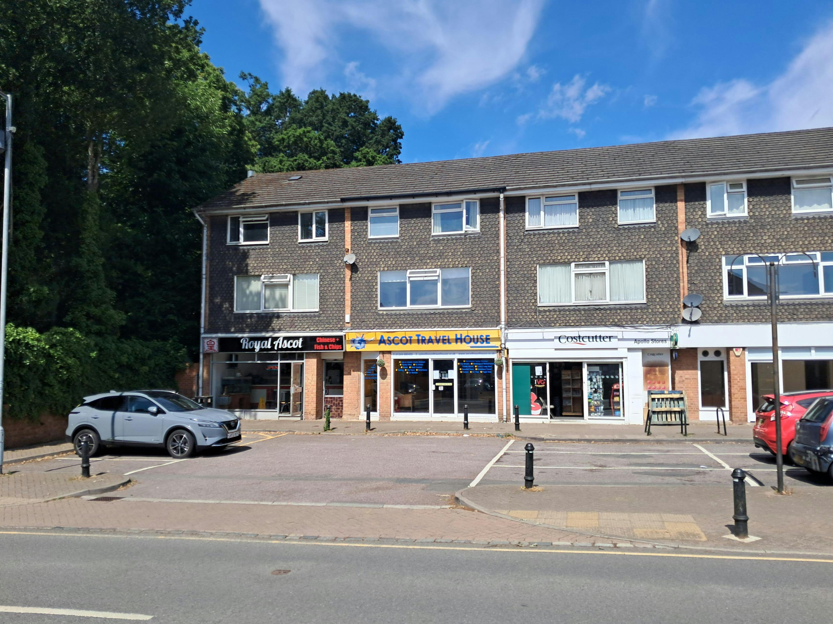 5 Royal Hunt House, Ascot, Retail To Let - pro5DIZoPlE.jpeg