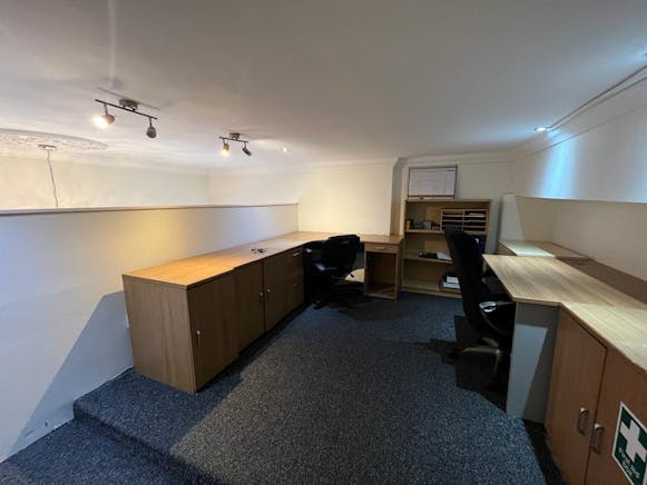 644 Alexandra Parade, Glasgow, Retail To Let - PHOTO20230531070621 14.jpg