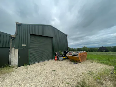 Albury Barn and Storage Garage, Near Thame, Industrial To Let - IMG_6123.JPG