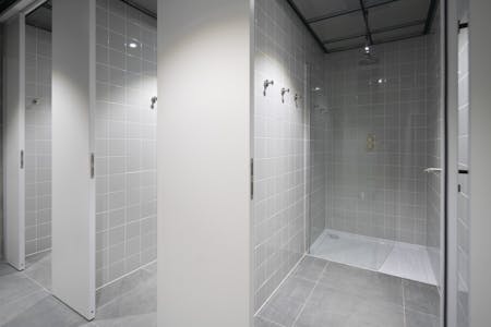 Galvanize, London, Office To Let - Showers