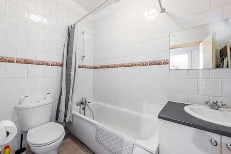 493 Cambridge Heath Road, London, Retail For Sale - Cambridge Heath Rd 493 - Low Res 9.jpg