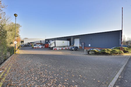 Unit 2 The Swallowfield Centre, Hayes, Industrial / Warehouse To Let - _DSC2801.jpg