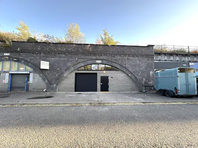 49-50 Alma Road, Windsor, Industrial / Leisure / Office / Retail To Let - IMG_6672.JPEG