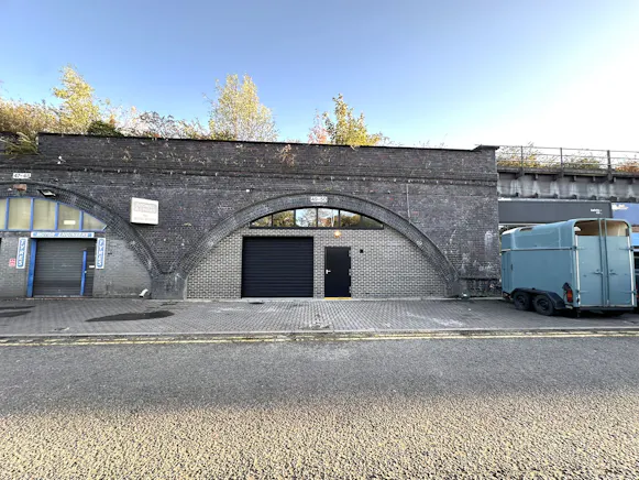 49-50 Alma Road, Windsor, Industrial / Leisure / Offices / Retail To Let - IMG_6672.JPEG