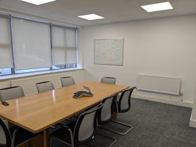 Ground Floor, Chancery House, Guildford, Office To Let - PXL_20250110_113125685.jpg