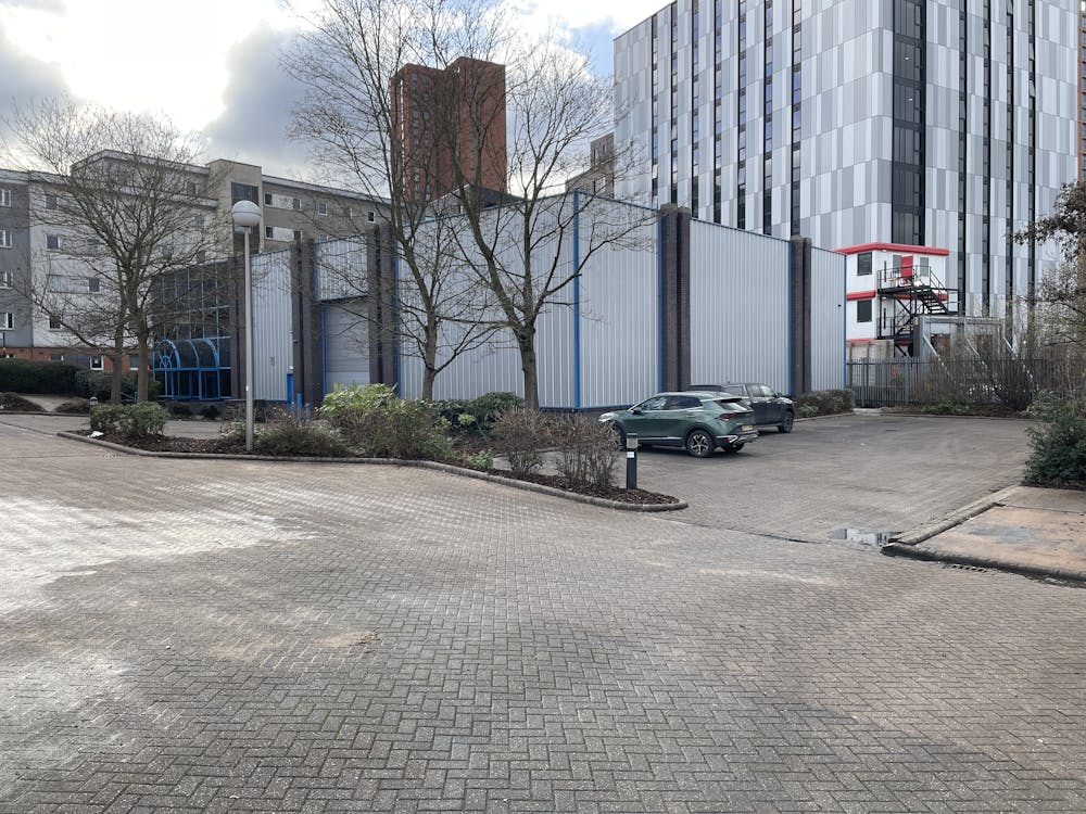 Unit 3, Forward Park Trading Estate - IMG_1947.JPG