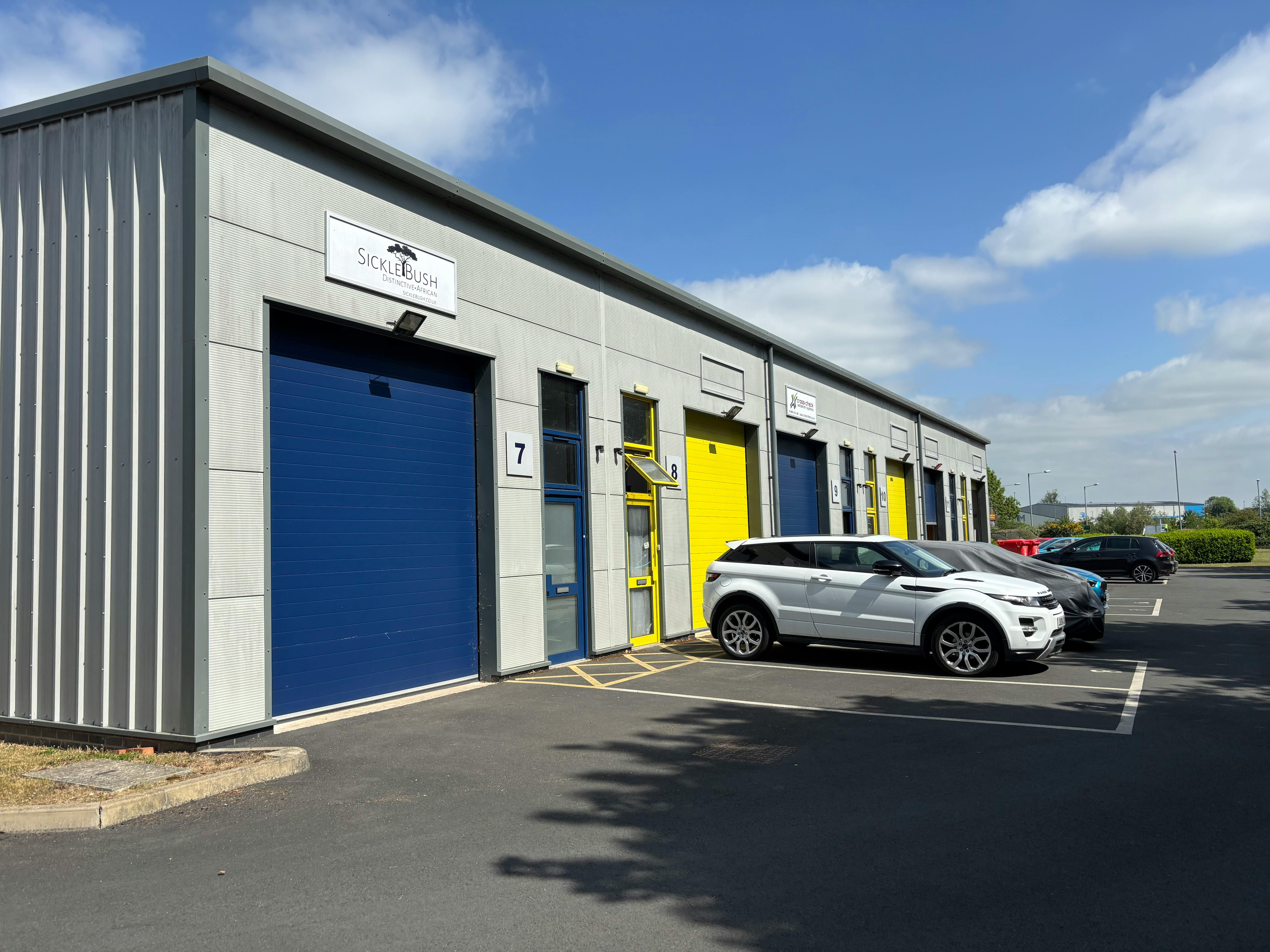 Industrial Unit in Pershore - photo 2