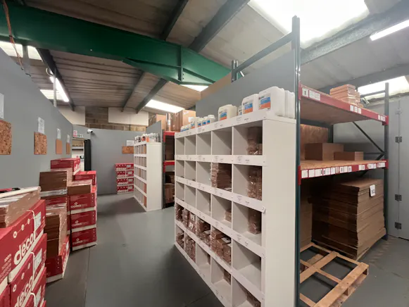 16-18 Rabans Close, Aylesbury, Industrial Lease Assignment - 20260716_094538905_iOS.jpg