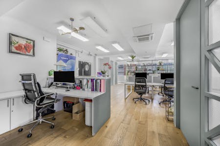 41-42 Eastcastle Street, London, Office To Let - office 12.jpg