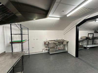 Encore Kitchens, 110-118 Markfield Road, London, Industrial To Let - 20260226_104308878_iOS.jpg