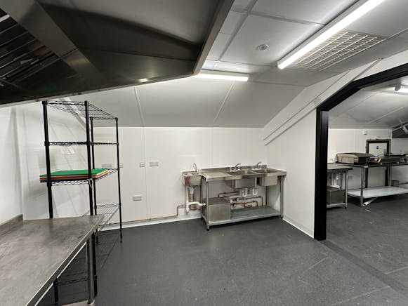 Encore Kitchens, 110-118 Markfield Road, London, Industrial To Let - 20260226_104308878_iOS.jpg