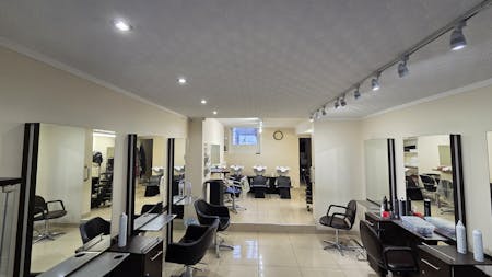 52 Hendon Lane, London, Retail To Let - 20260127_122855(0).jpg