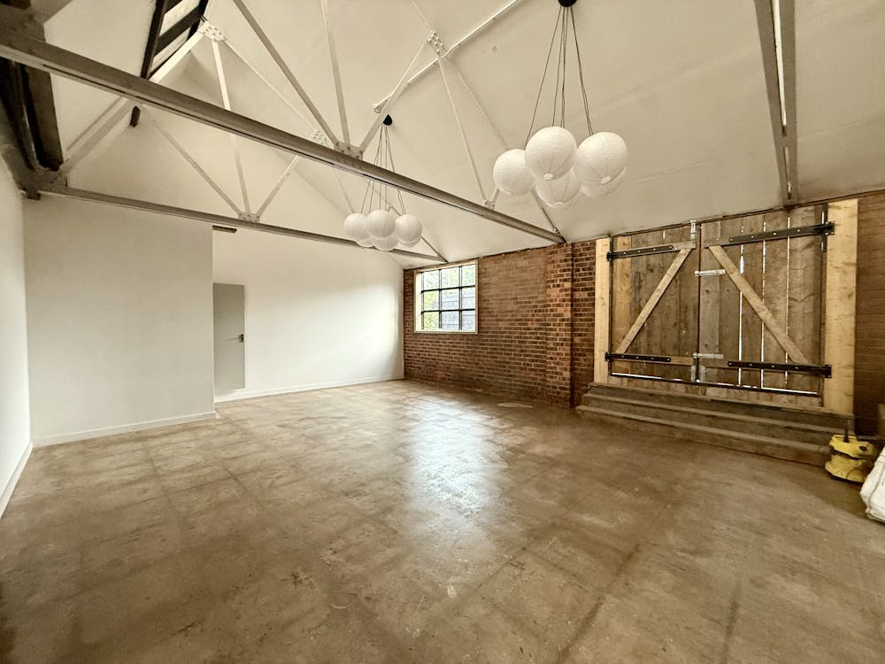 Units at Littleton Street West, Walsall, Office / Retail To Let - Photo 23102025 16 54 46.jpg