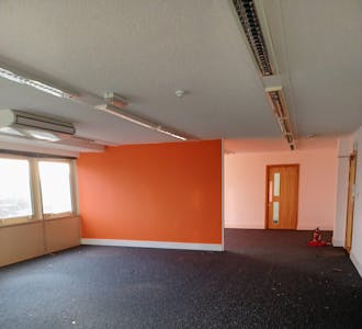 Nicholsons House, Nicholsons Walk, Maidenhead, Office To Let - 20211208_142552.jpg