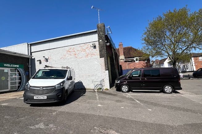 15-19 Dragon Street, Petersfield For Sale - Unknown22.jpeg 15-19 Dragon Street, Petersfield For Sale - Unknown22.jpeg