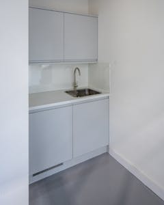 Unit C Sandfield Industrial Estate, Hampton, Industrial / Warehouse To Let - C Sandfield  Kitchenette.jpg
