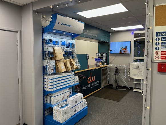 Unit B Imperial Park, Randalls Way, Leatherhead, Other / Industrial To Let - 3.jpg