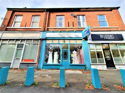 6 Kennerley Road, Stockport, Retail To Let - 20221019_145957 2.jpg