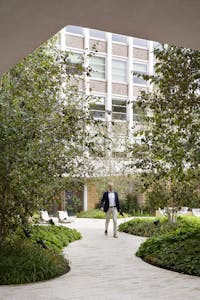 1 Oliver's Yard, London, Office To Let - Courtyard