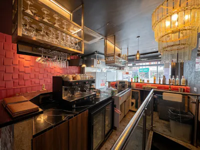 303 Green Lanes, London, Retail To Let - 303green_edit2.jpg