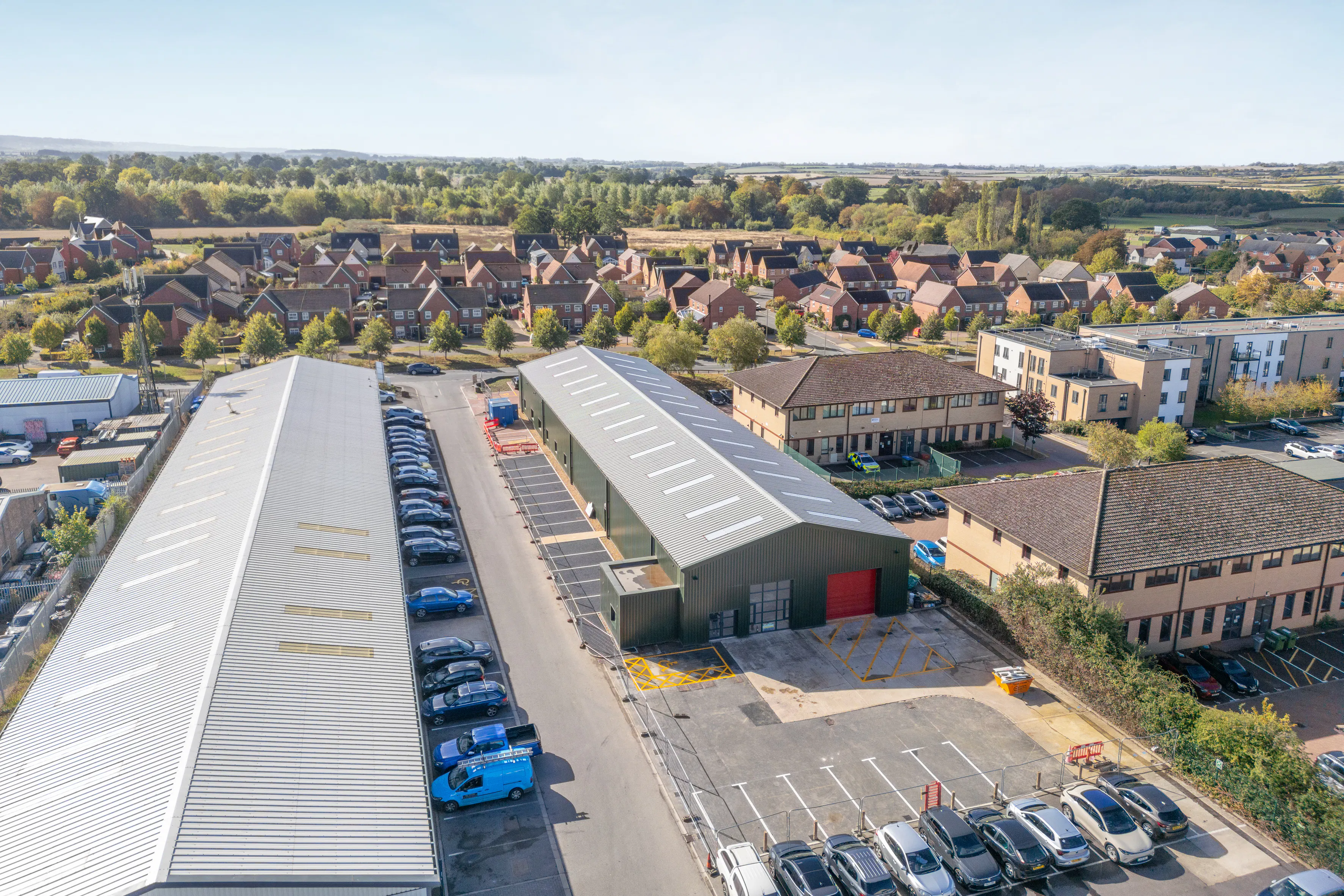 4 Jefferson Way, Thame, Industrial / Other / Retail To Let - 4 JEFFERSON WAY FRONT 4.jpg