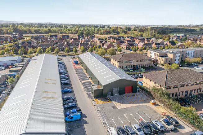 4 Jefferson Way, Thame, Industrial / Other / Retail To Let - 4 JEFFERSON WAY FRONT 4.jpg