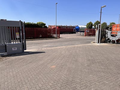 Units 3 & 4, Newark Business Park, Newark, Industrial / Industrial / Storage / Light Industrial / Industrial / Warehouse To Let - IMG_0017.JPG
