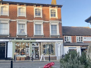 3 The Green - right hand side, Westerham, Retail To Let - Vintage Home, 3 The Green.jpg