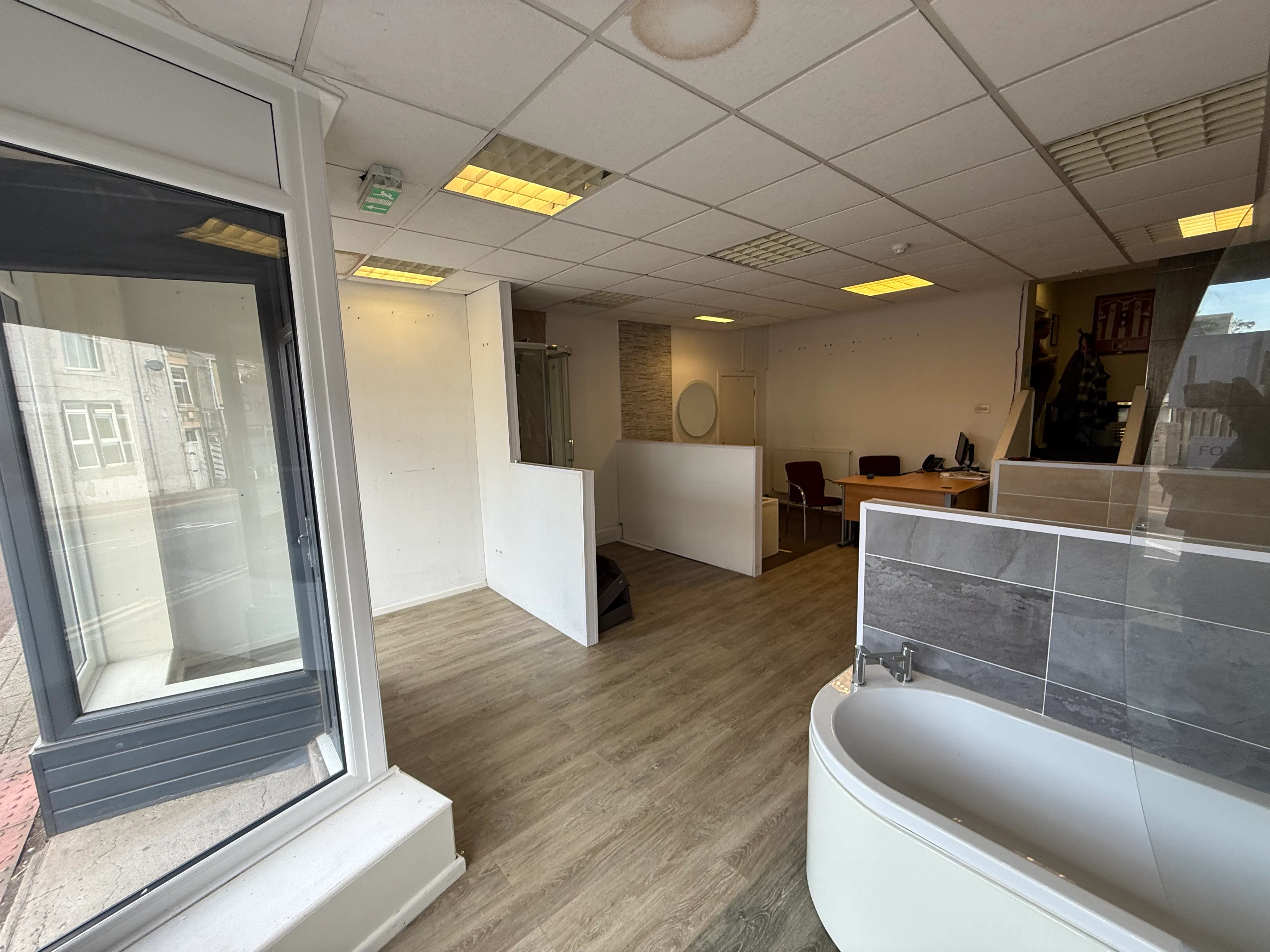 6 Front Street, Durham, Retail To Let - Photo 26-08-2026, 15 22 03.jpg