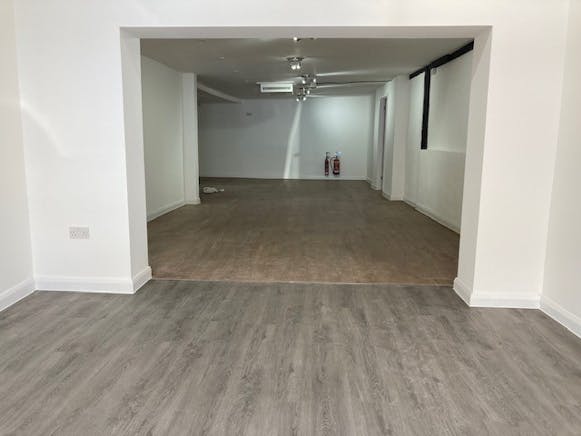4 Guildford Road, Bagshot, Industrial / Warehouse To Let / For Sale - office 1.jpg