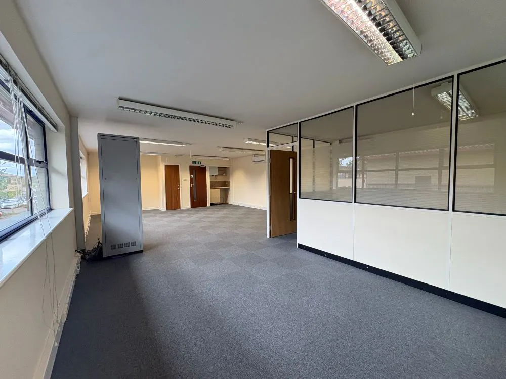 Faraday House, 7 Landscape Close, Bicester, Office To Let - IMG_3049.jpg
