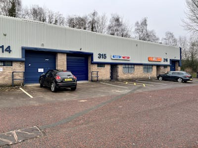 Unit 315, Springvale Industrial Estate, Cwmbran, Industrial To Let - 315 Springvale ext pic.jpg