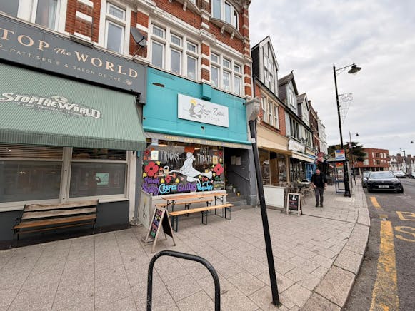 Lemon Witch, 115 Broadway, Leigh-on-Sea, Investment / Retail For Sale - Picture 16.jpg