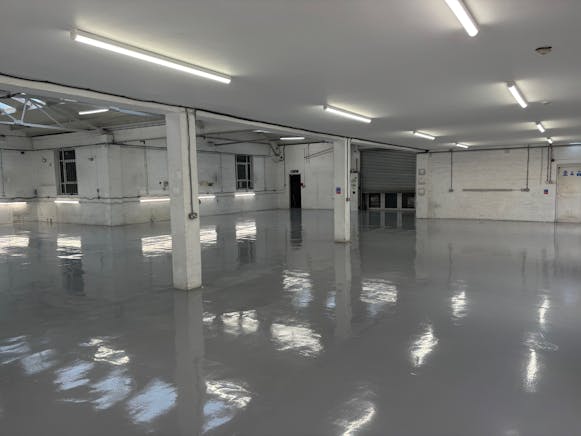 Unit 25, Travellers Lane, Hatfield For Sale - new1.jpg