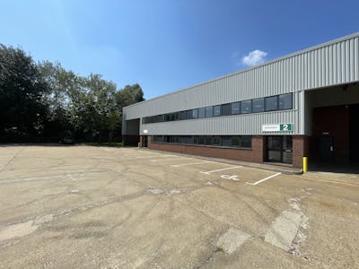 Unit 2, Stocklake Industrial Park, Aylesbury, Industrial To Let - IMG_2005.JPG