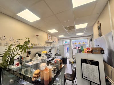 28 Beulah Street, Harrogate, Retail To Let - image00017.jpeg