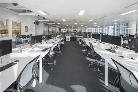 Aldgate Tower, London, Office To Let - Open Plan Desks