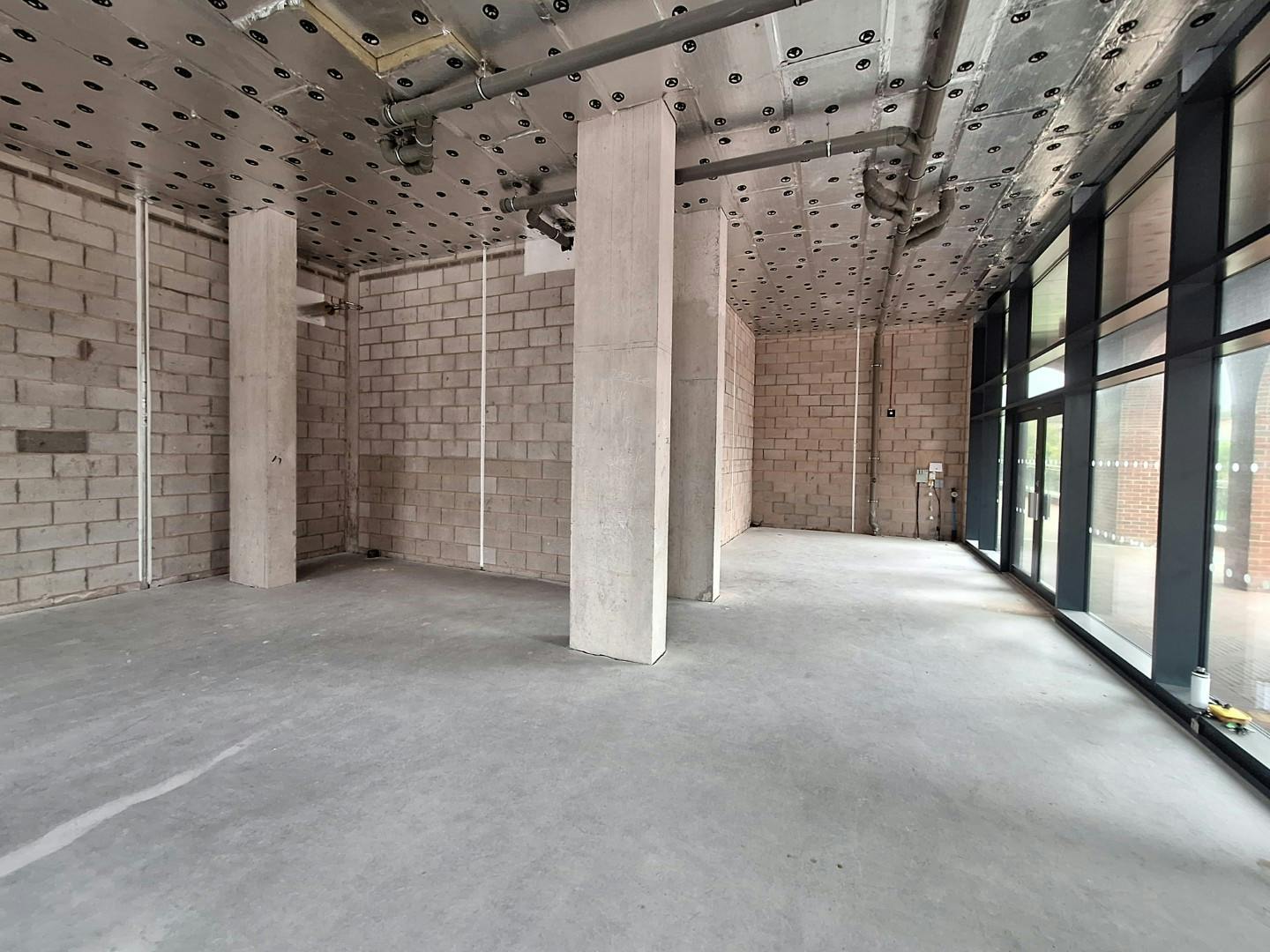 Industrial Unit in Liverpool - photo 4