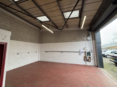 Unit 10, Albion Industrial Estate, Pontypridd, Industrial To Let - IMG_6473.jpeg